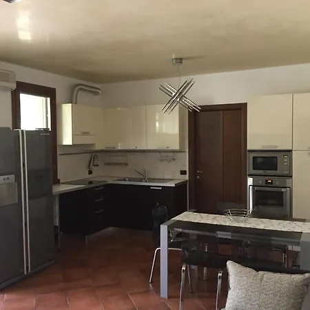 Apartment La Rosa Del Garda Peschiera del Garda